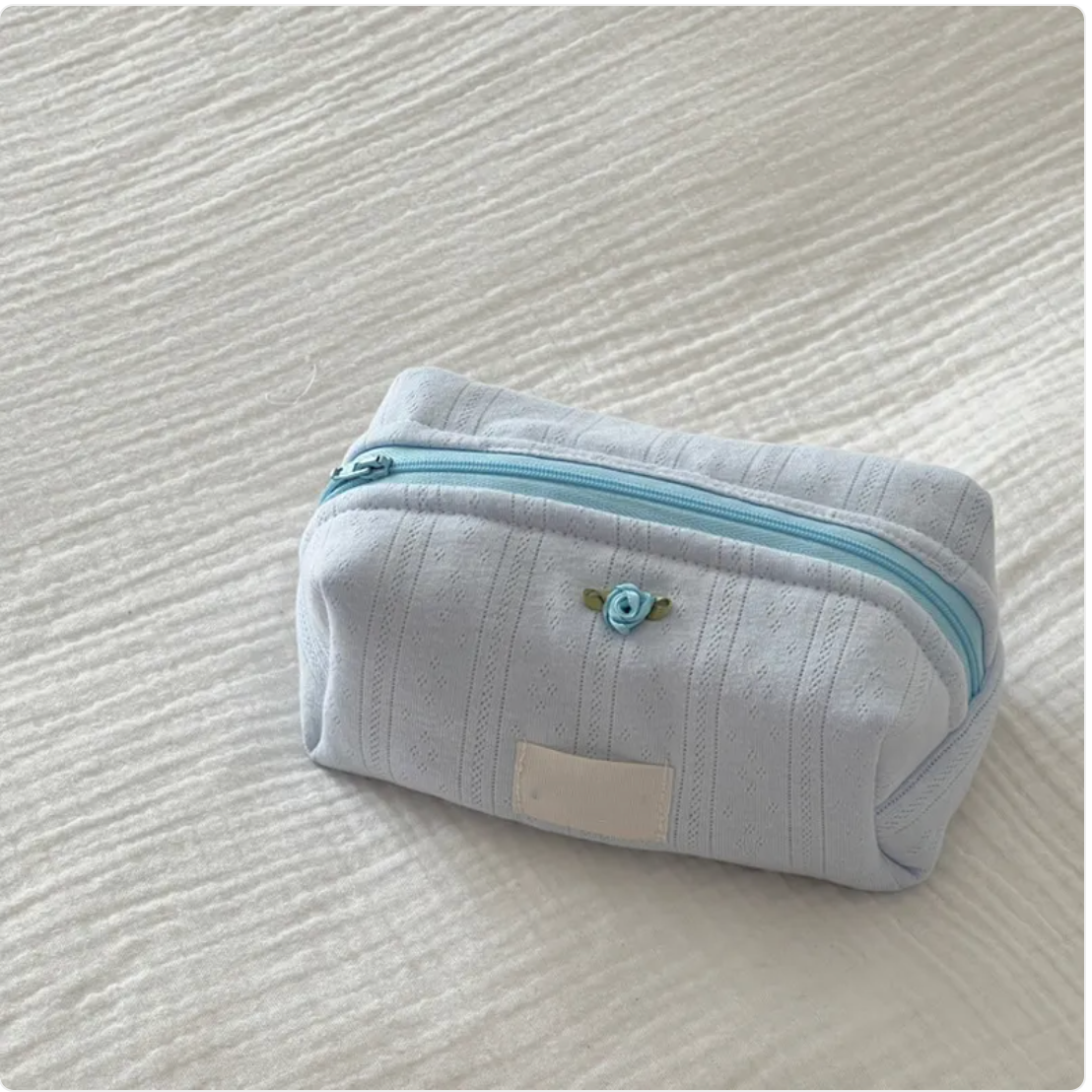 Soft Travel Toiletry Bag – product view 3
