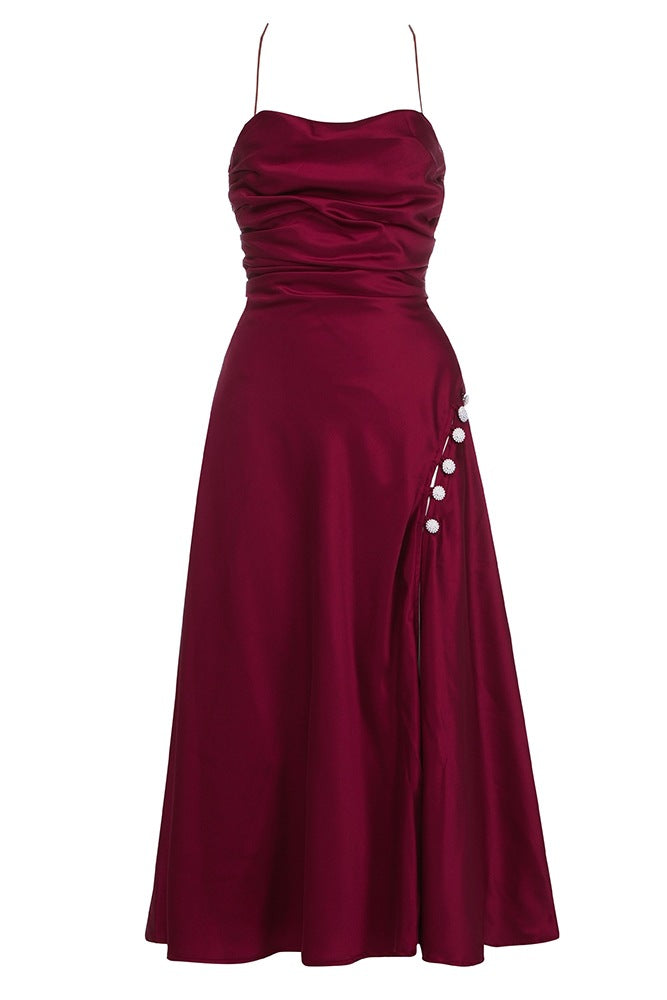 Zenvia Beauty high slit summer dress in lightweight fabric, featuring a flowing design and elegant slit at the side.