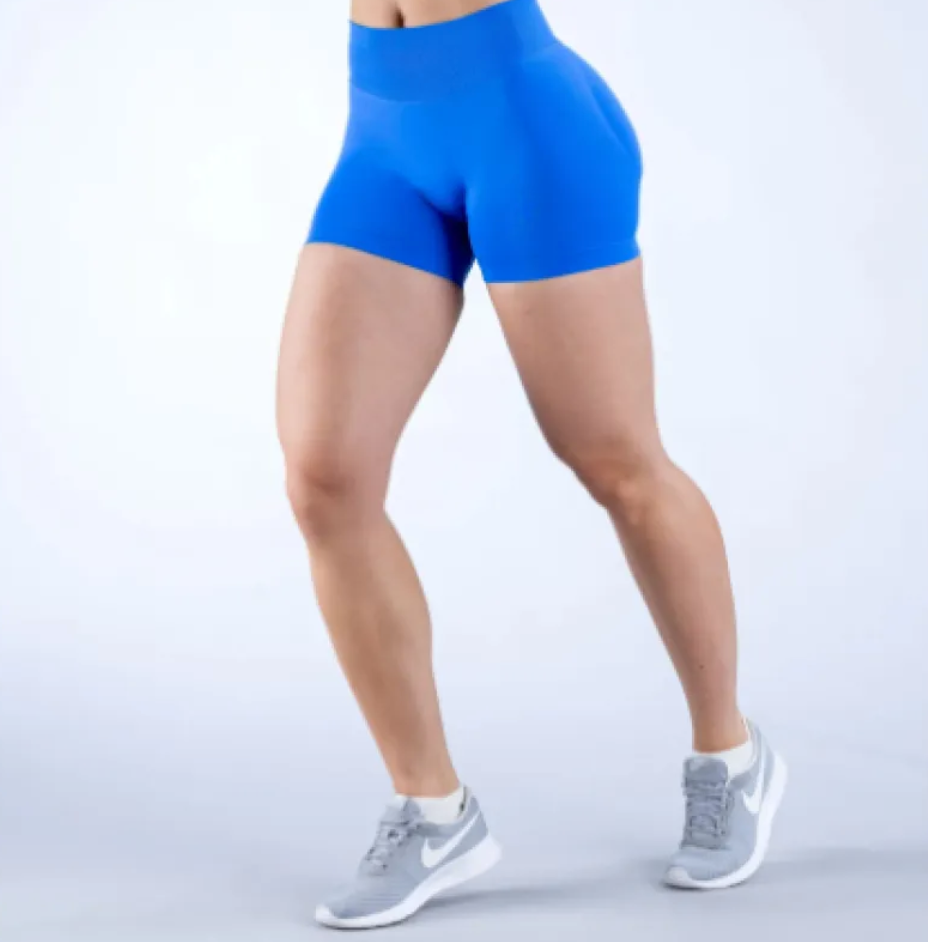 Zenvia Beauty seamless fitness yoga shorts in black, featuring a high-waist design and stretchy fabric for comfortable workout wear.