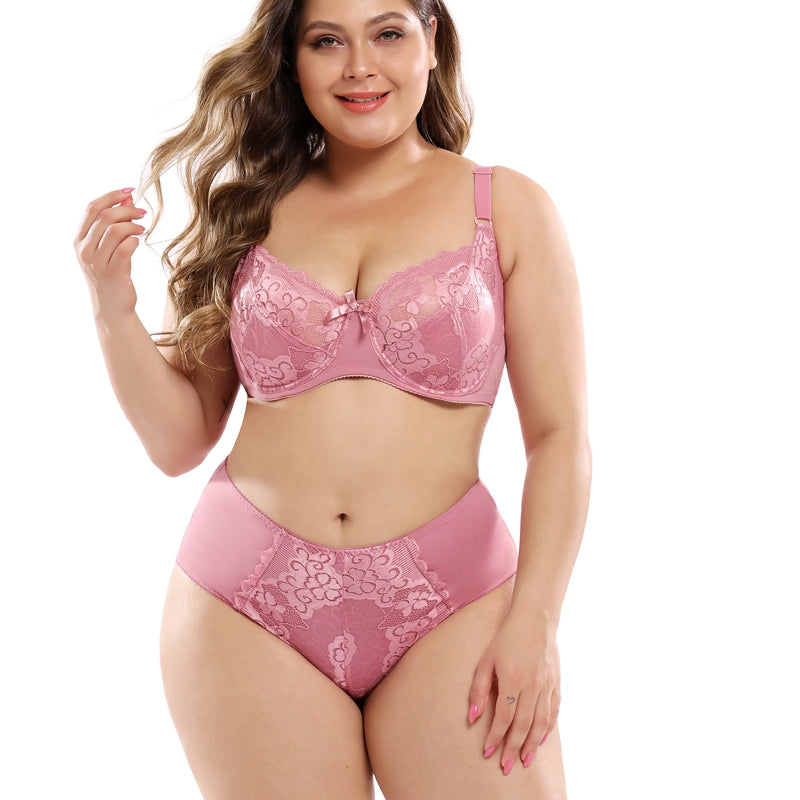 Plus size lace bra set by Zenvia Beauty featuring delicate lace fabric and supportive underwire for a comfortable fit