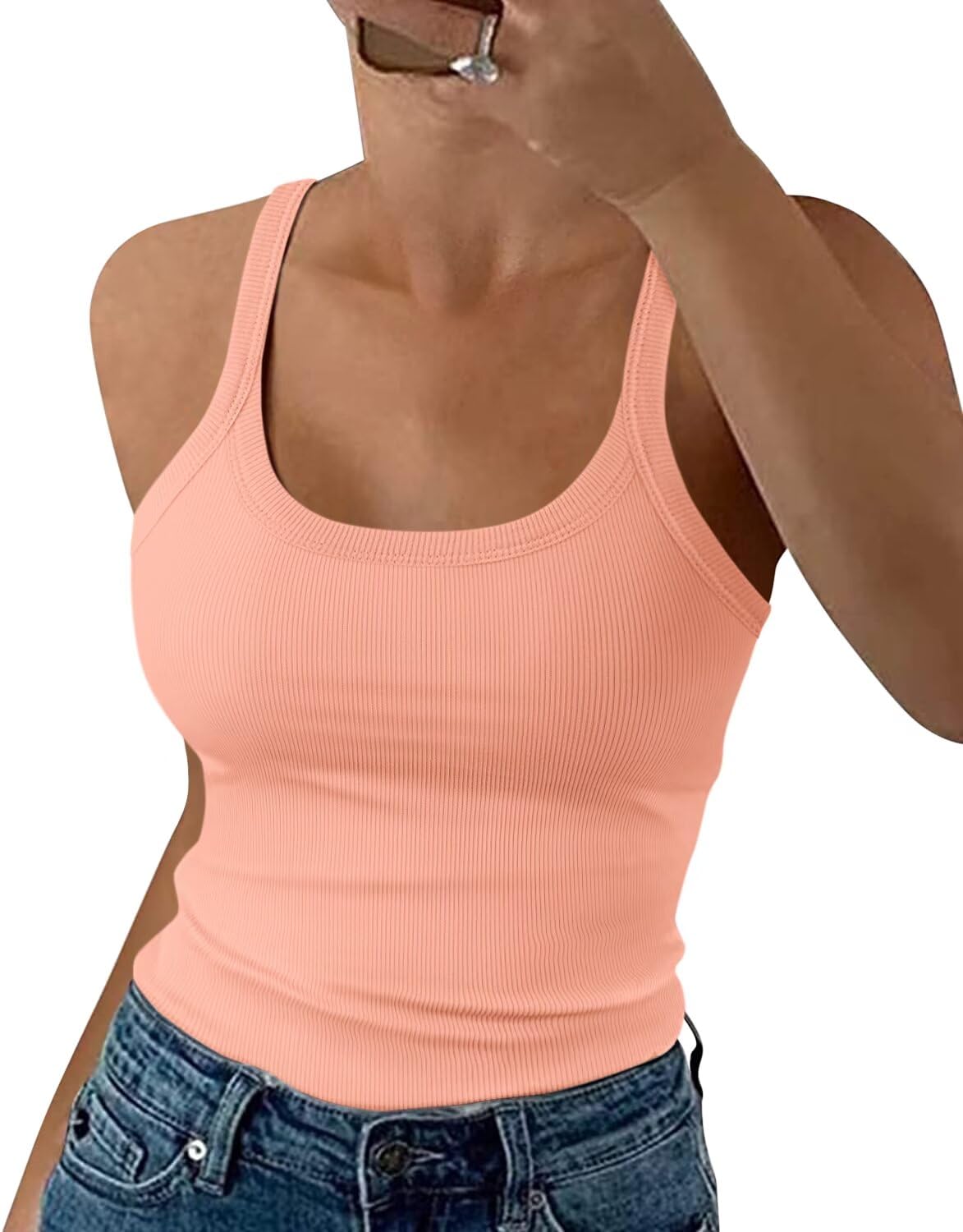 Zenvia Beauty ribbed camisole in neutral color, close-up of textured fabric and V-neck design.