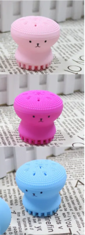 Zenvia Beauty silicone cleansing brush with textured surface for gentle facial cleansing and exfoliation.
