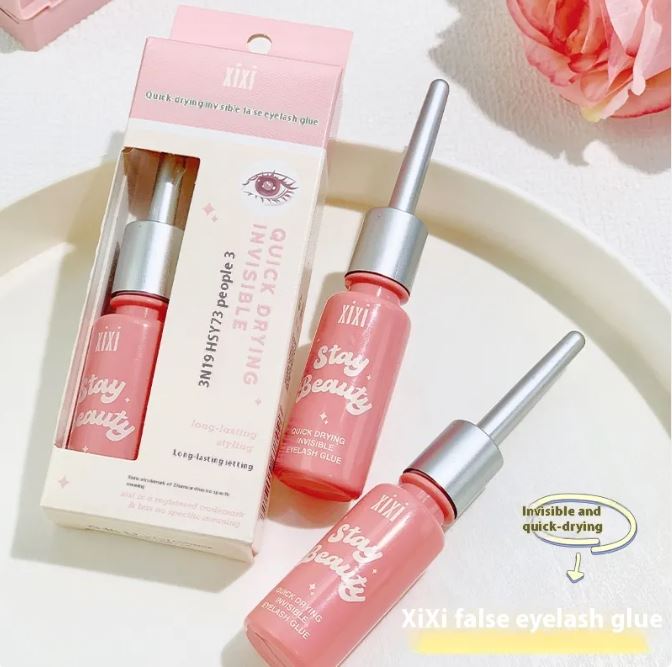 Zenvia Beauty long-lasting eyelash glue tube with applicator for secure eyelash extension application