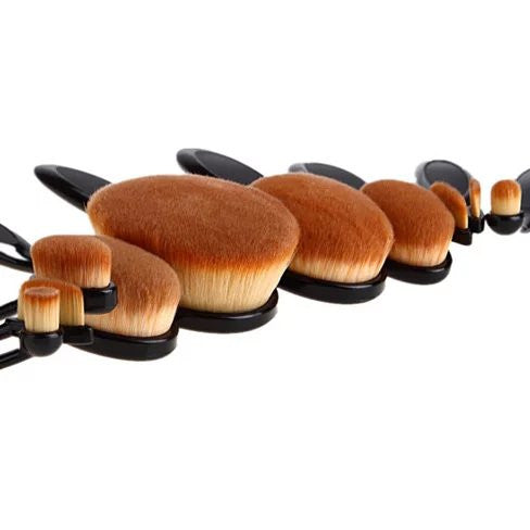 Zenvia Beauty 10-piece oval brush set with soft bristles and ergonomic handles, perfect for makeup application and blending.
