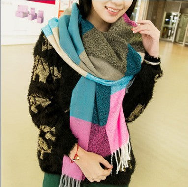 Women's Plaid Fringe Winter Scarf – product view 5