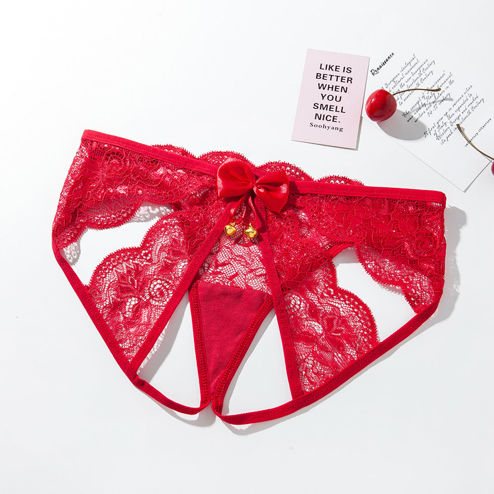 Plus size lace panties by Zenvia Beauty featuring delicate floral lace and comfortable fit for full-figure sizes.