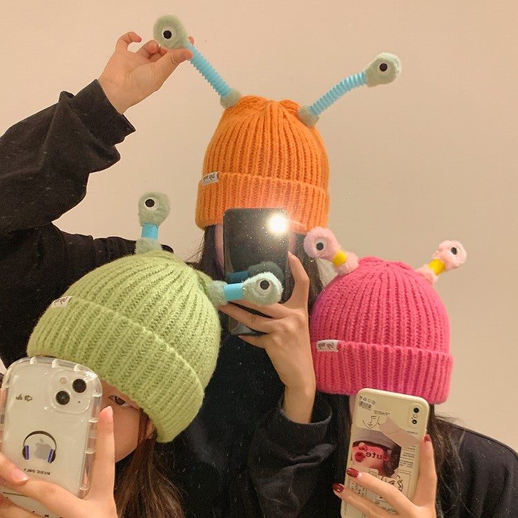Women's Frog Knit Beanie – product view 1