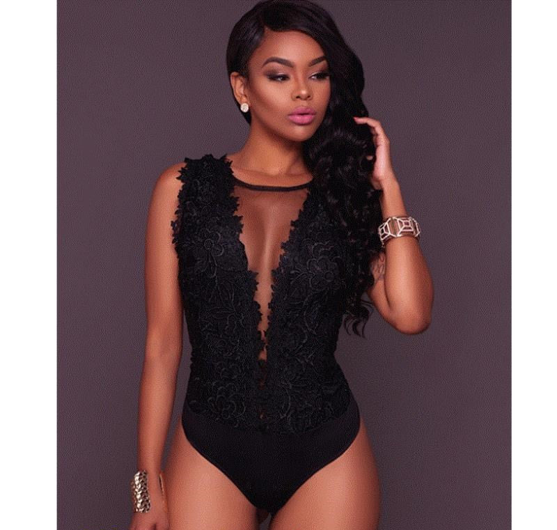 Zenvia Beauty summer lace jumpsuit with delicate lace details, sleeveless design, and relaxed fit, perfect for warm weather.